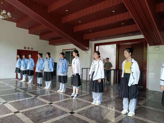 云图片