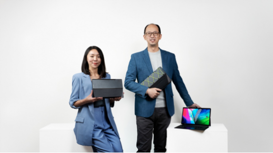 更惊艳的社交利器，华硕盛装发布全球首款OLED二合一笔记本!