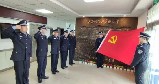 云图片