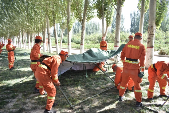 训练工作|阿克苏大队严密组织帐篷架设与撤收训练