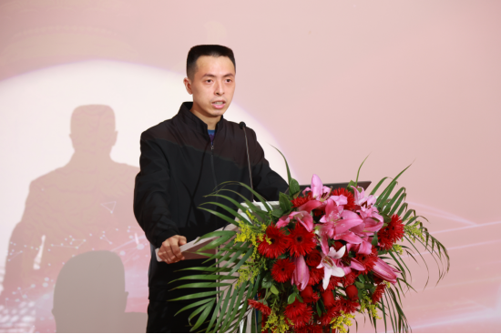云图片