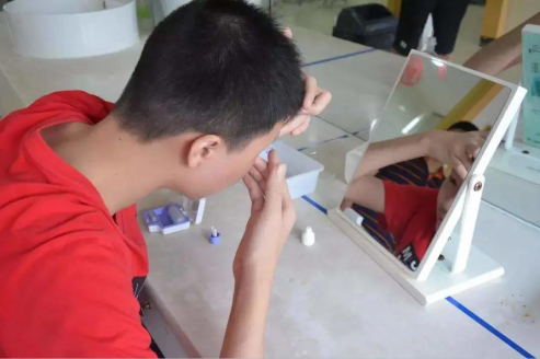 云图片
