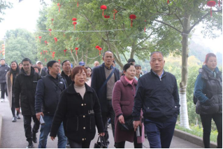 凉井社区 “参访陈毅故里，找寻红色记忆”活动