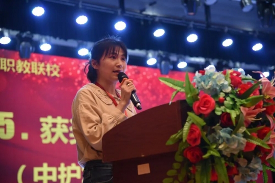 云图片
