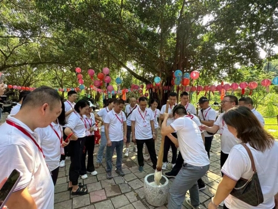 云图片