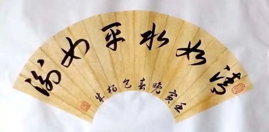 云图片