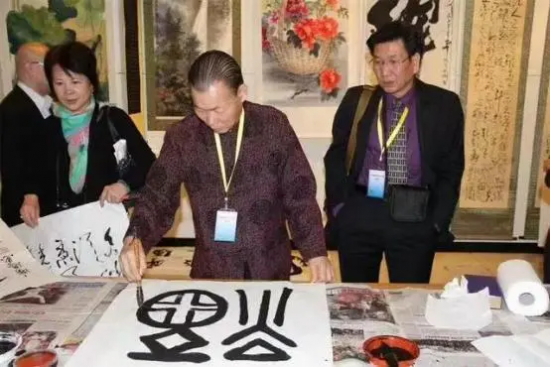 云图片