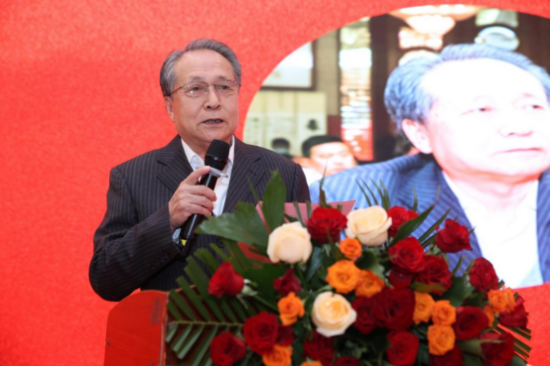 云图片