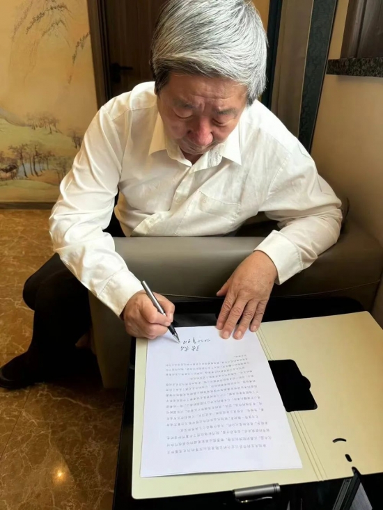 云图片