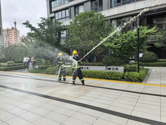 云图片
