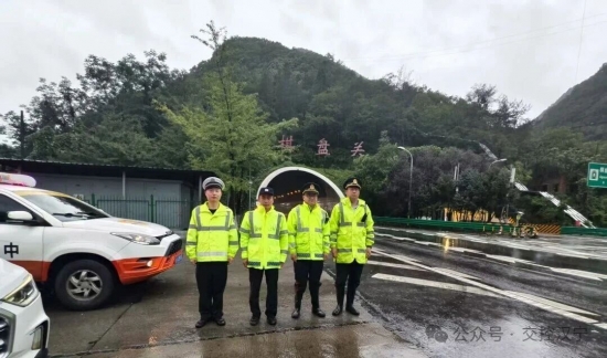 云图片